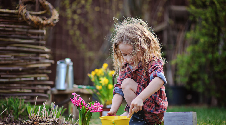 5 Plants To Give Your Property Kerb Appeal This Spring