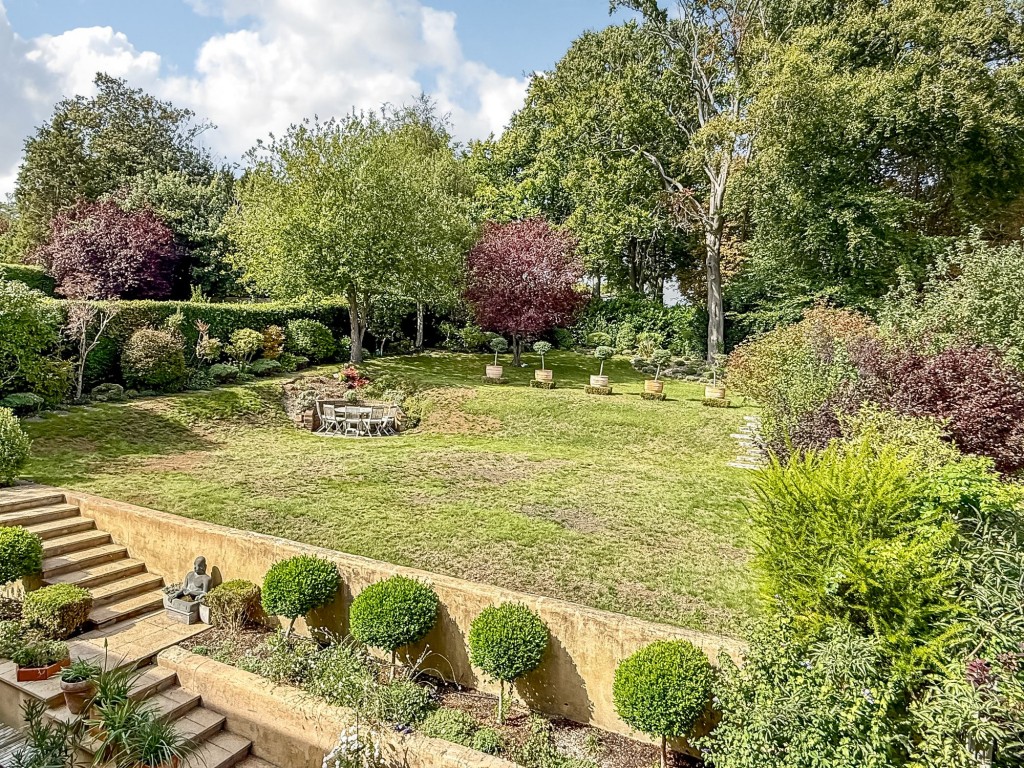 Images for Monahan Avenue, Purley, CR8 EAID:4238971326 BID:111a20da-ac98-4726-afab-e685f1b287bd