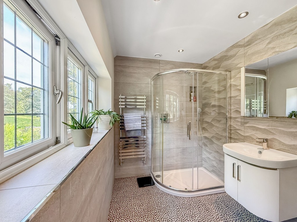 Images for Monahan Avenue, Purley, CR8 EAID:4238971326 BID:111a20da-ac98-4726-afab-e685f1b287bd