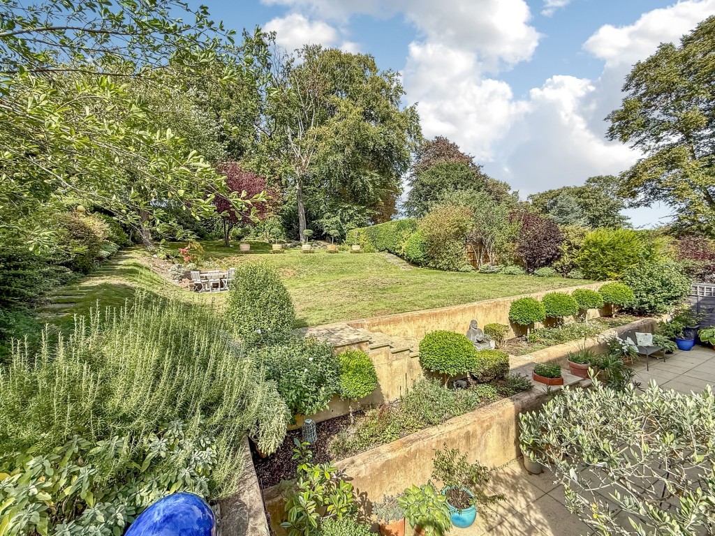 Images for Monahan Avenue, Purley, CR8 EAID:4238971326 BID:111a20da-ac98-4726-afab-e685f1b287bd