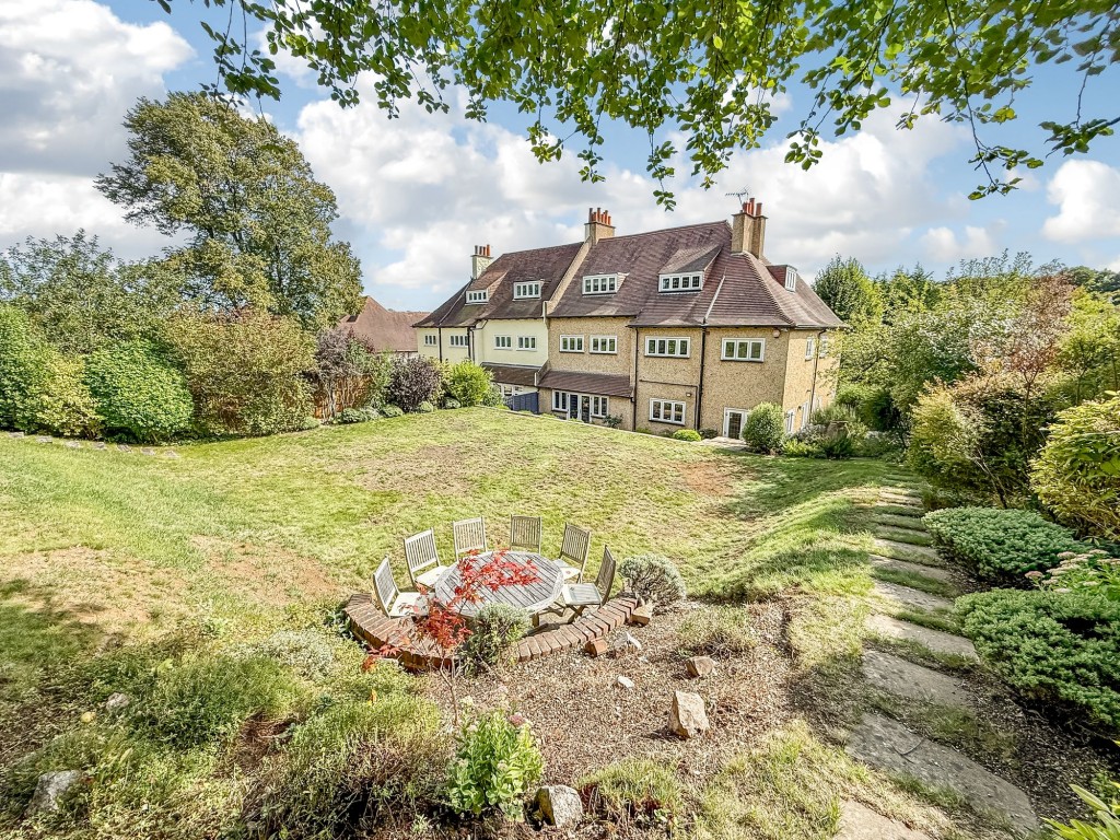 Images for Monahan Avenue, Purley, CR8 EAID:4238971326 BID:111a20da-ac98-4726-afab-e685f1b287bd