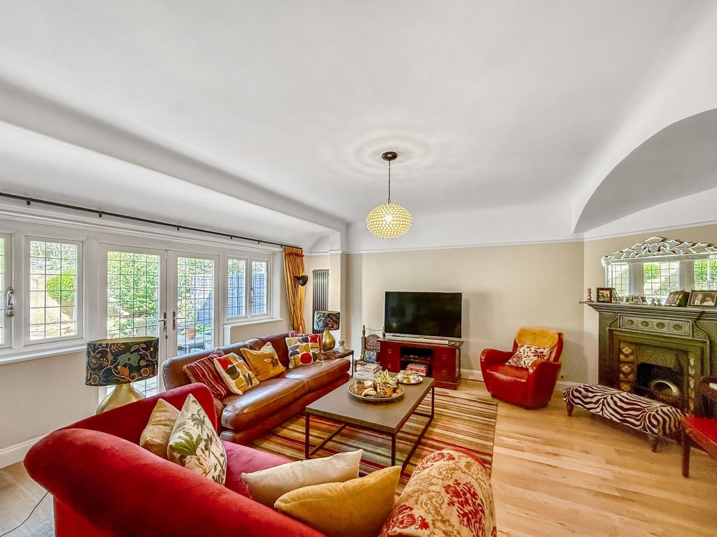 Images for Monahan Avenue, Purley, CR8 EAID:4238971326 BID:111a20da-ac98-4726-afab-e685f1b287bd