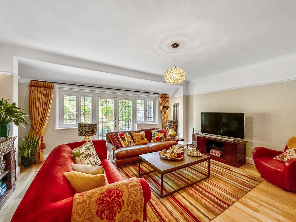 Images for Monahan Avenue, Purley, CR8 EAID:4238971326 BID:111a20da-ac98-4726-afab-e685f1b287bd