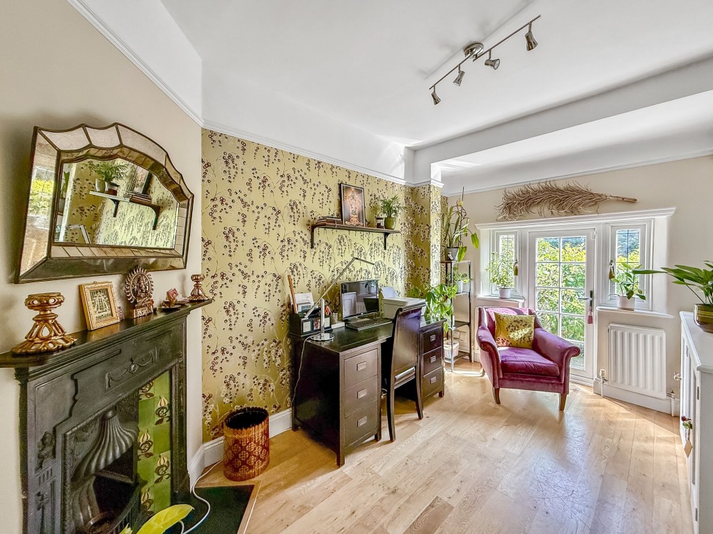 Images for Monahan Avenue, Purley, CR8 EAID:4238971326 BID:111a20da-ac98-4726-afab-e685f1b287bd