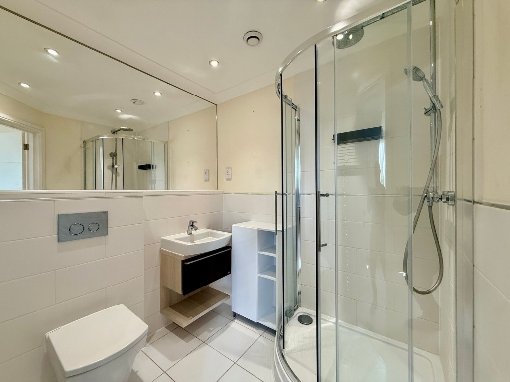 Images for Chynham Place, South Croydon, CR2 EAID:4238971326 BID:111a20da-ac98-4726-afab-e685f1b287bd
