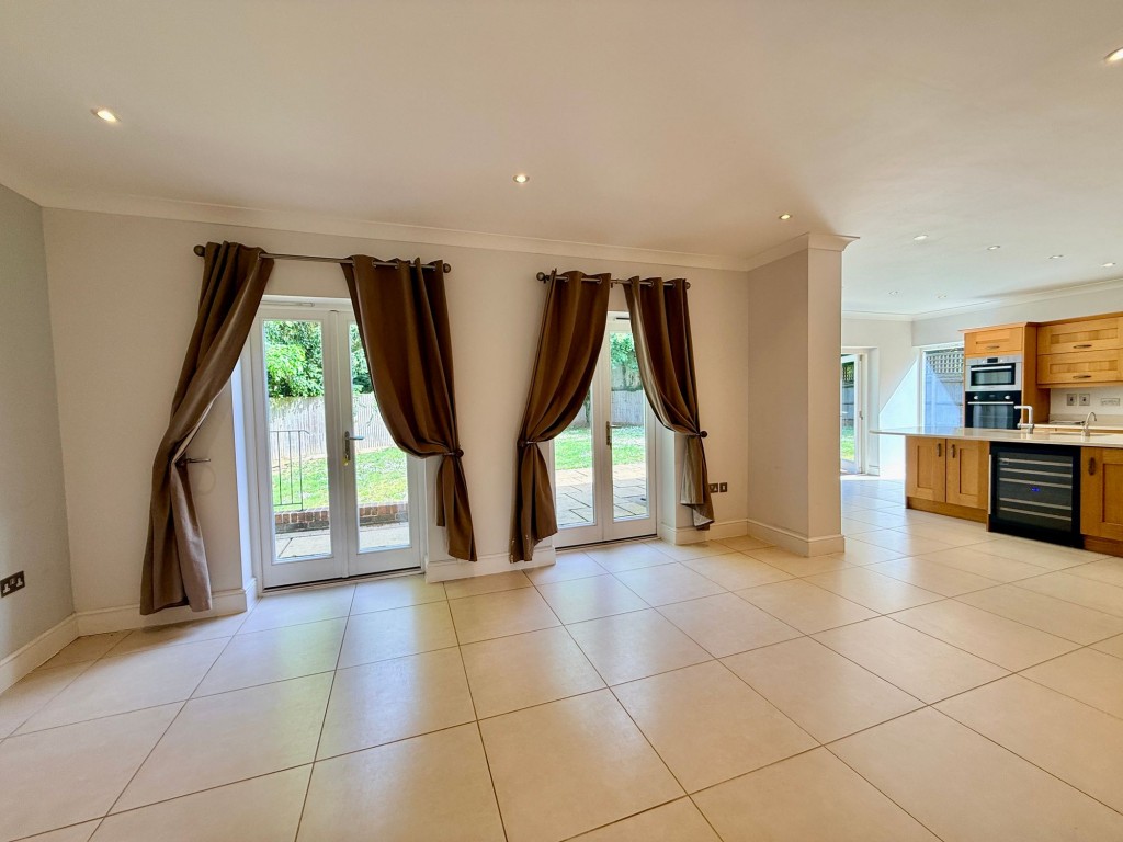 Images for Chynham Place, South Croydon, CR2 EAID:4238971326 BID:111a20da-ac98-4726-afab-e685f1b287bd