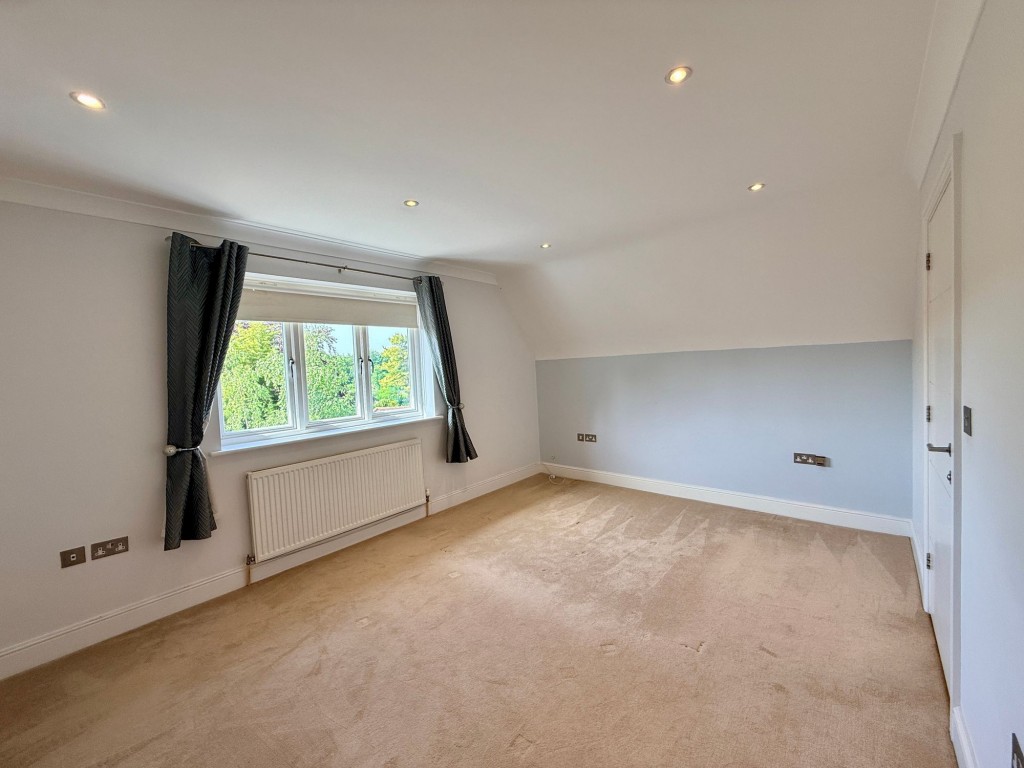 Images for Chynham Place, South Croydon, CR2 EAID:4238971326 BID:111a20da-ac98-4726-afab-e685f1b287bd