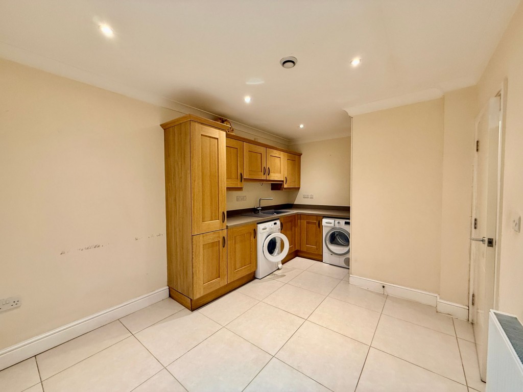 Images for Chynham Place, South Croydon, CR2 EAID:4238971326 BID:111a20da-ac98-4726-afab-e685f1b287bd