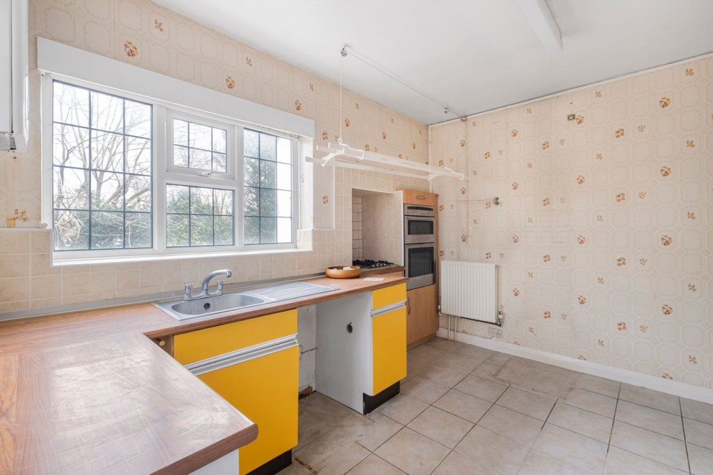 Images for Russell Green Close, Purley, CR8 EAID:4238971326 BID:111a20da-ac98-4726-afab-e685f1b287bd