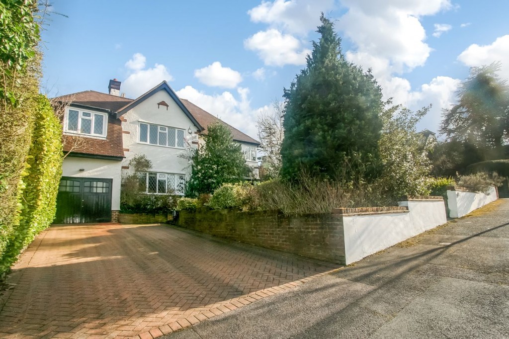 Images for Manor Wood Road, Purley, CR8 EAID:4238971326 BID:111a20da-ac98-4726-afab-e685f1b287bd