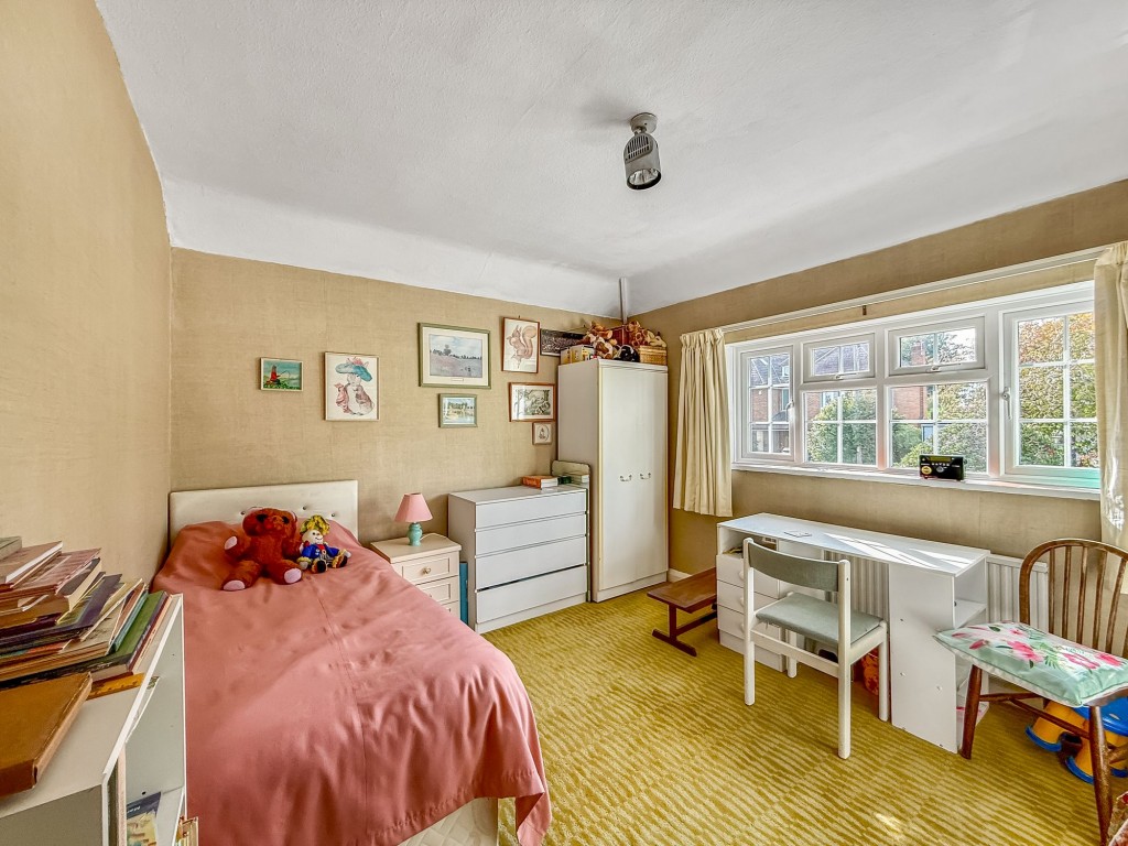 Images for Oakwood Avenue, Purley, CR8 EAID:4238971326 BID:111a20da-ac98-4726-afab-e685f1b287bd