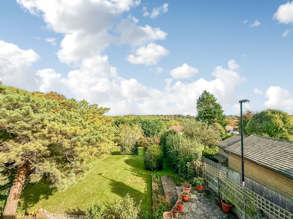 Images for Oakwood Avenue, Purley, CR8 EAID:4238971326 BID:111a20da-ac98-4726-afab-e685f1b287bd