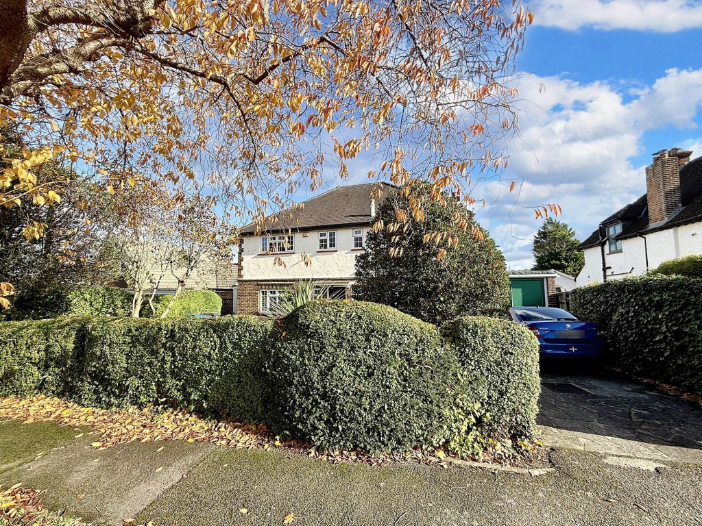 Images for Oakwood Avenue, Purley, CR8 EAID:4238971326 BID:111a20da-ac98-4726-afab-e685f1b287bd
