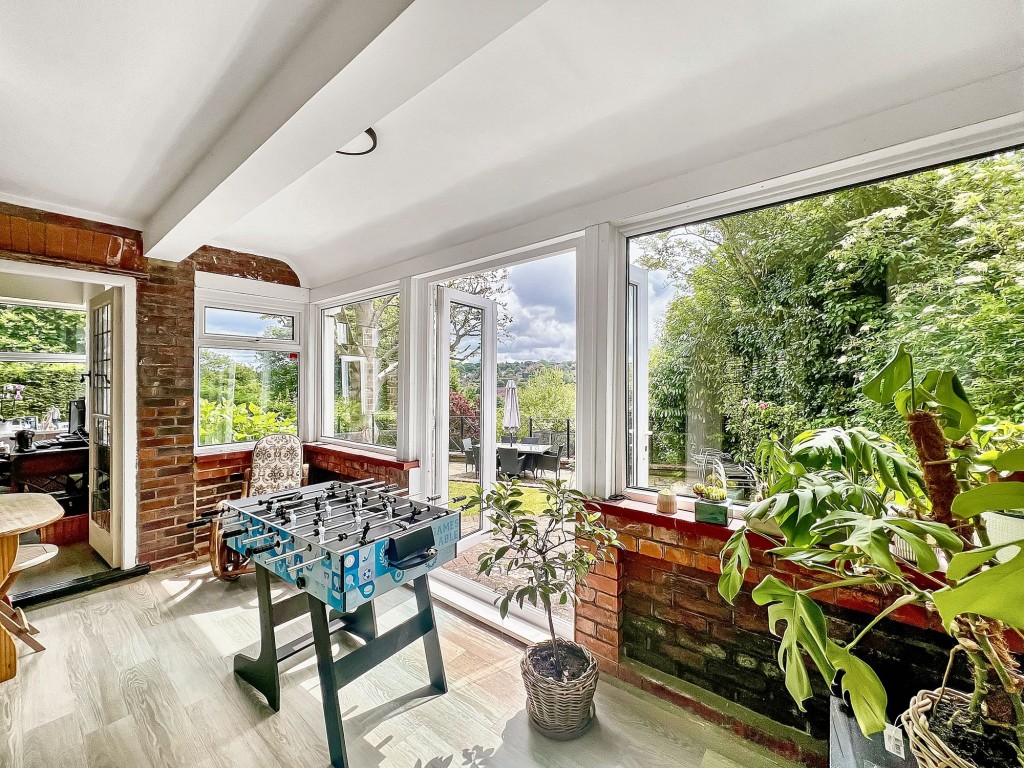 Images for Woodcrest Road, Purley, CR8 EAID:4238971326 BID:111a20da-ac98-4726-afab-e685f1b287bd
