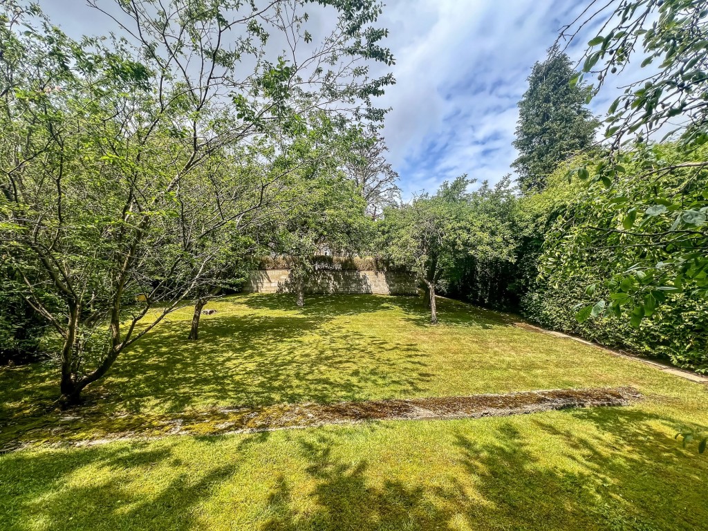 Images for Woodcrest Road, Purley, CR8 EAID:4238971326 BID:111a20da-ac98-4726-afab-e685f1b287bd