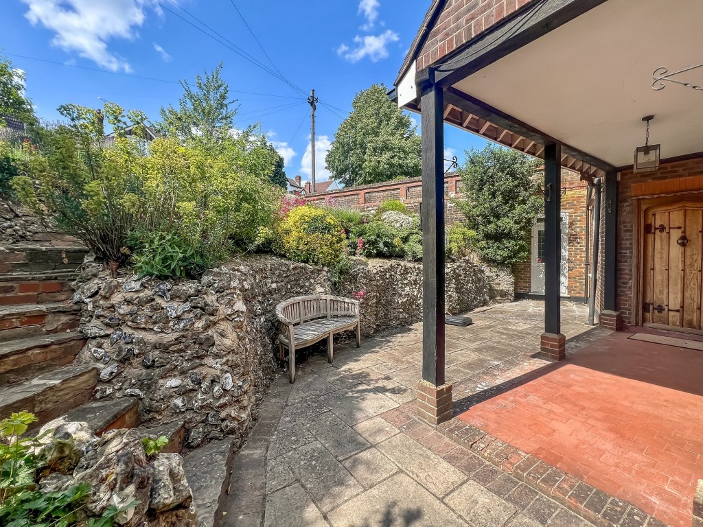 Images for Woodcrest Road, Purley, CR8 EAID:4238971326 BID:111a20da-ac98-4726-afab-e685f1b287bd